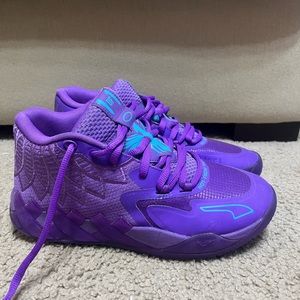 Men’s size 8.5 Puma LaMelo Ball Queen City MB.01